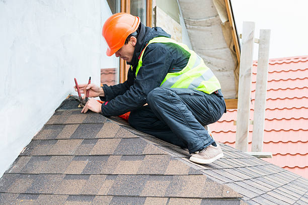 Best Roof Gutter Cleaning  in Westbrook Center, CT